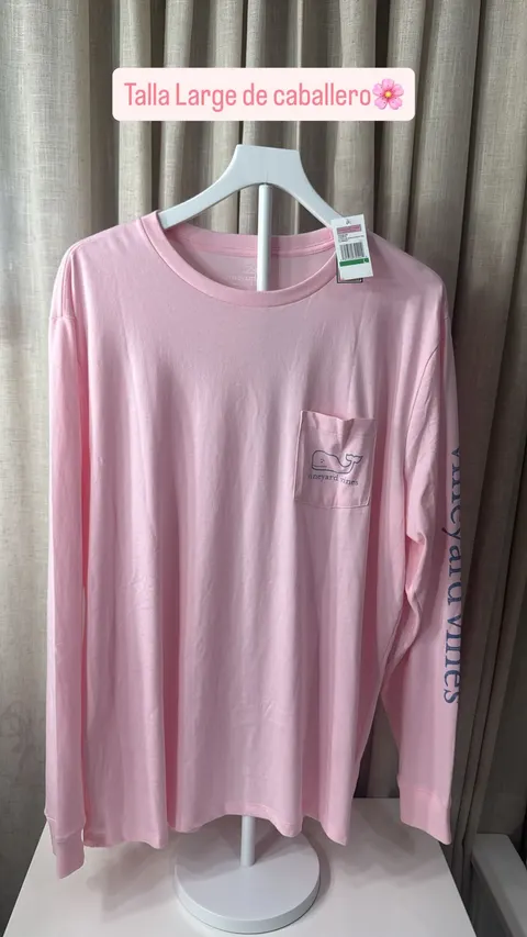 Historia de Instagram con una camiseta rosada de manga larga Vineyard Vines