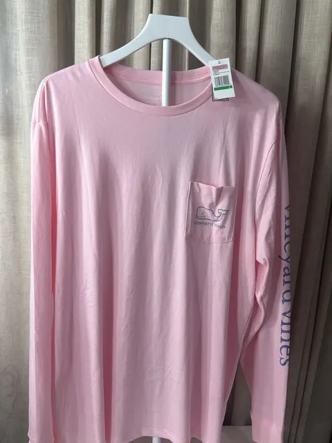 Camiseta rosada de manga larga Vineyard Vines